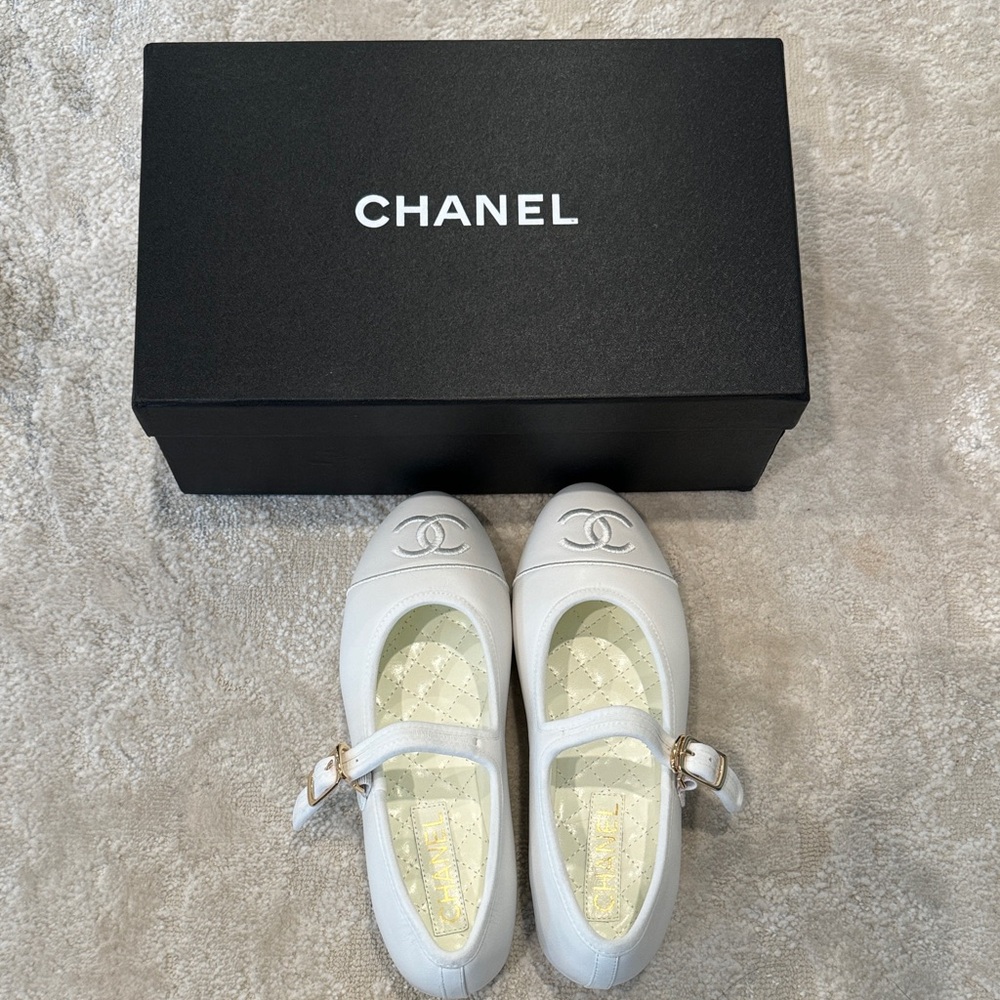 CHANEL Ivory Mary Jane Flats
